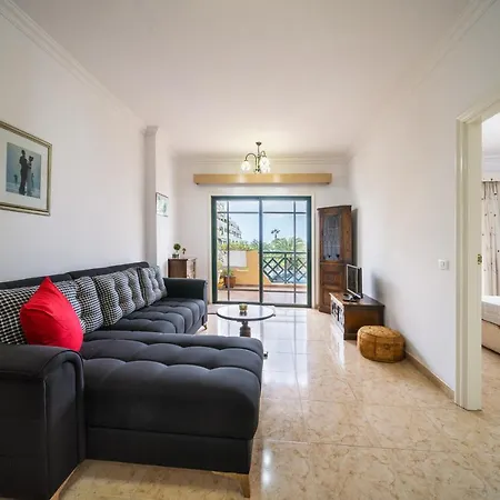 Costa Paradise: Lovely Near The Apartment *